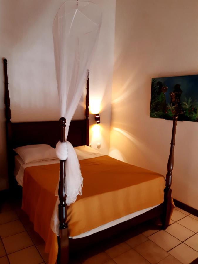 Studio Climatise - Piscine-Plage - 1 A 2 Personnes 圣安娜 外观 照片